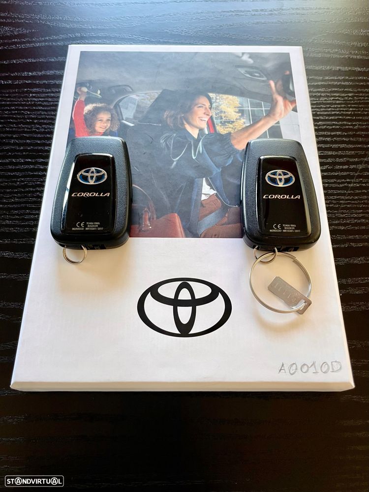 Toyota Corolla Touring Sports 1.8 Hybrid Exclusive - 41