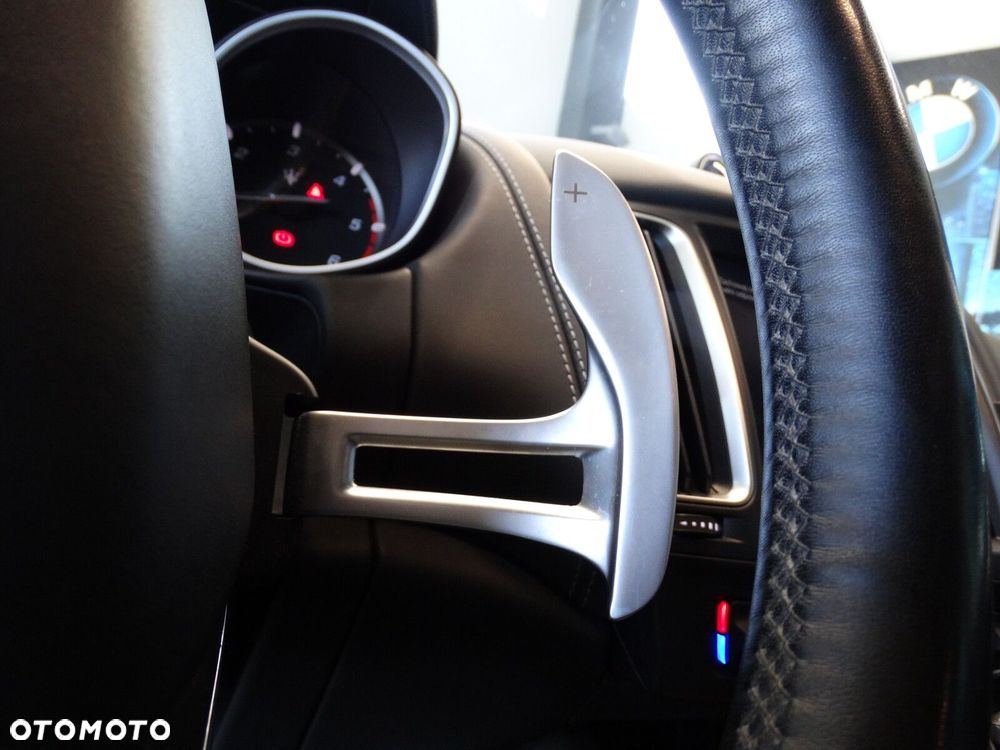 Maserati Levante - 13