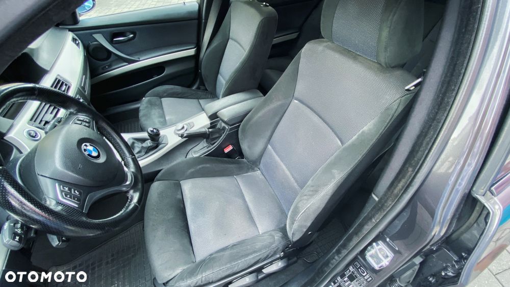 BMW Seria 3 320d DPF - 12