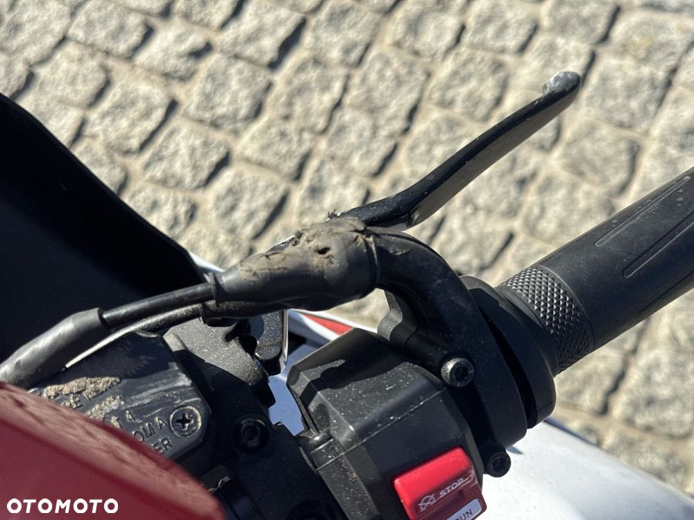 Yamaha R125 - 31