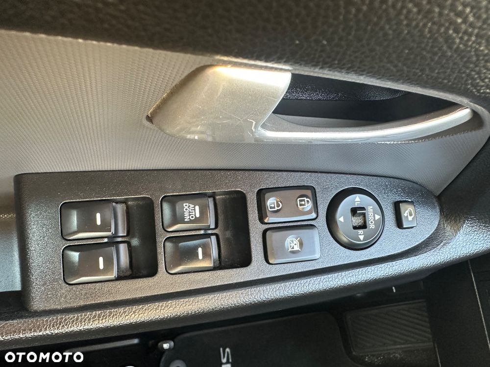 Kia Sportage - 14