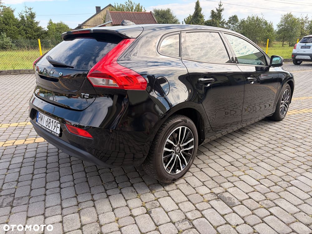 Volvo V40 T2 RDesign - 6