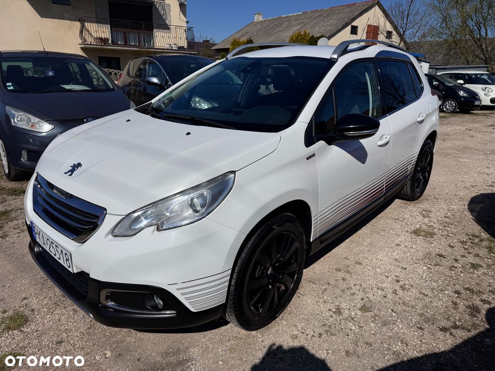 Peugeot 2008 1.2 Pure Tech Allure S&S - 13