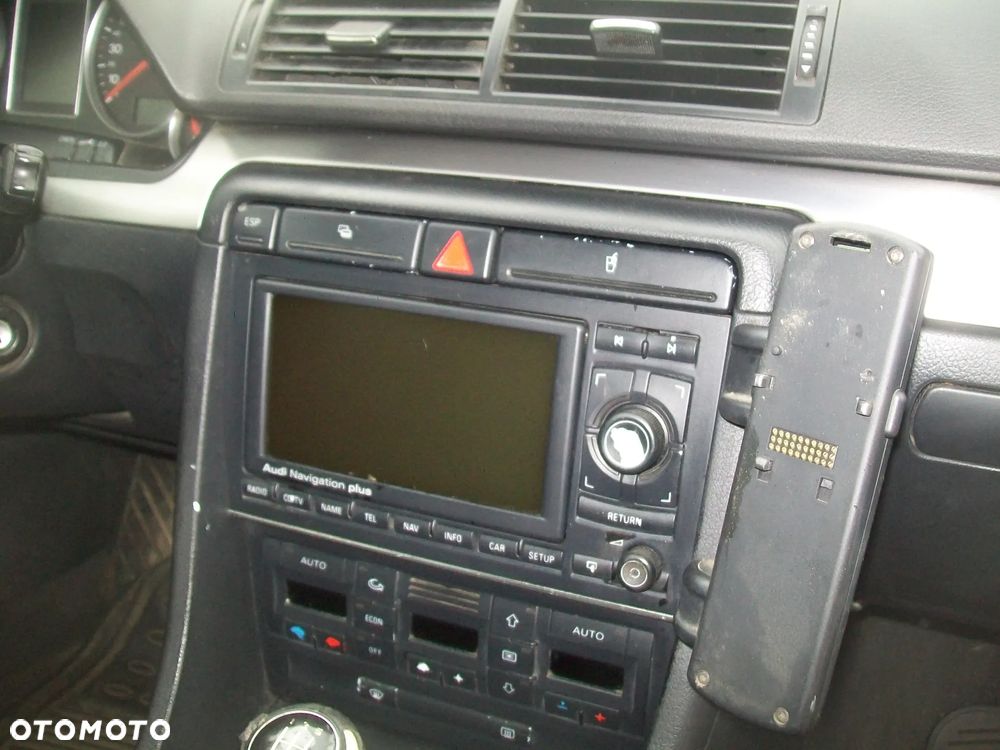 RADIO NAVIGACJA AUDI A4 B7 - 1