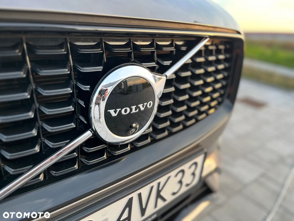 Volvo XC 90 - 2