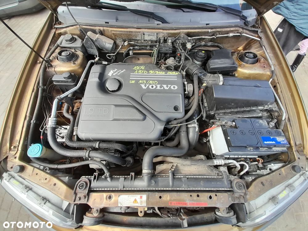 VOLVO V40 SKRZYNIA BIEGÓW 1.9 DI OZNACZENIE: MT5/M5D