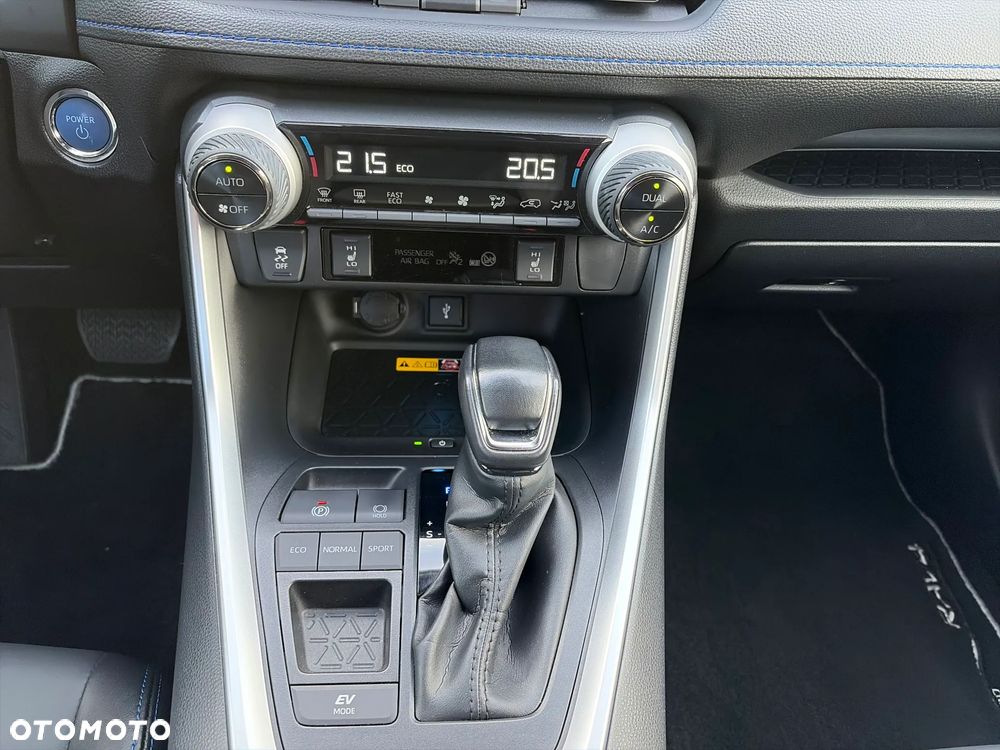 Toyota RAV4 2.5 Hybrid Selection 4x2 - 18