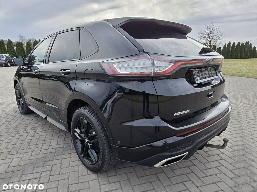 Ford Edge - 10
