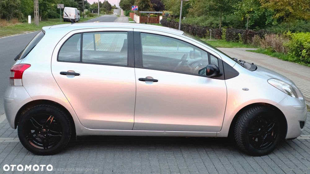 Toyota Yaris - 6