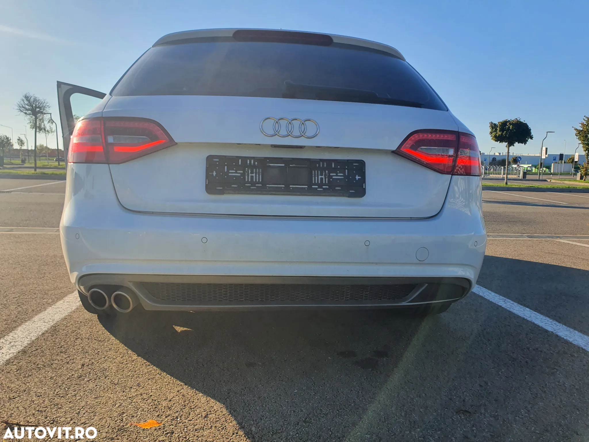 Audi A4 Avant 2.0 TDI Multitronic - 11