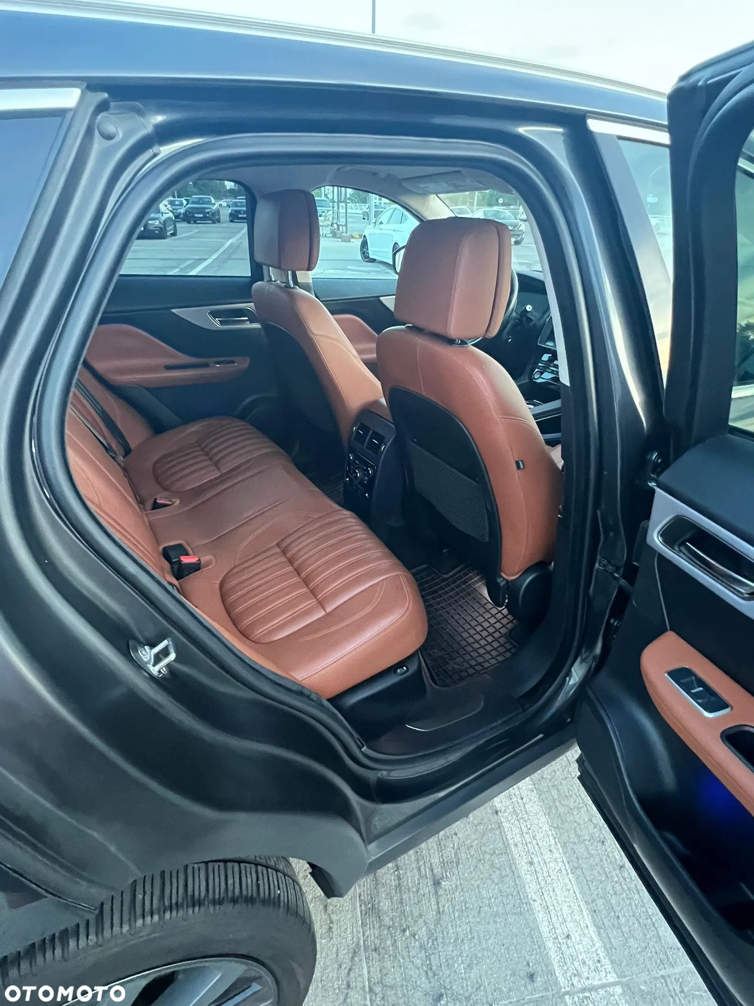 Jaguar F-Pace 2.0 i4P AWD Portfolio - 15