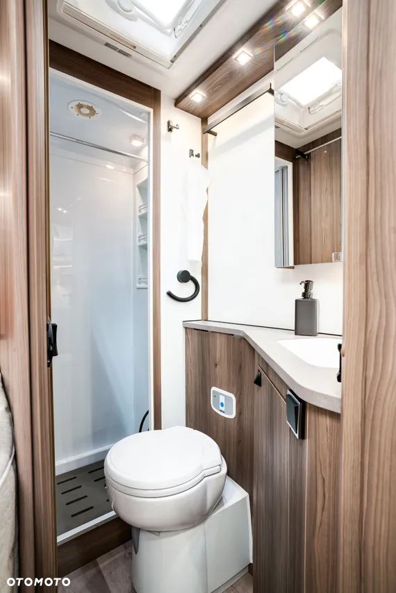 KABE Royal x810 LXL - 12