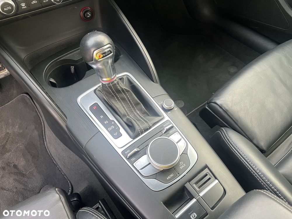 Audi S3 Sportback TFSI  S tronic - 13