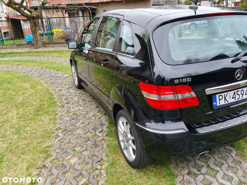 Mercedes-Benz Klasa B 180 CDI - 9
