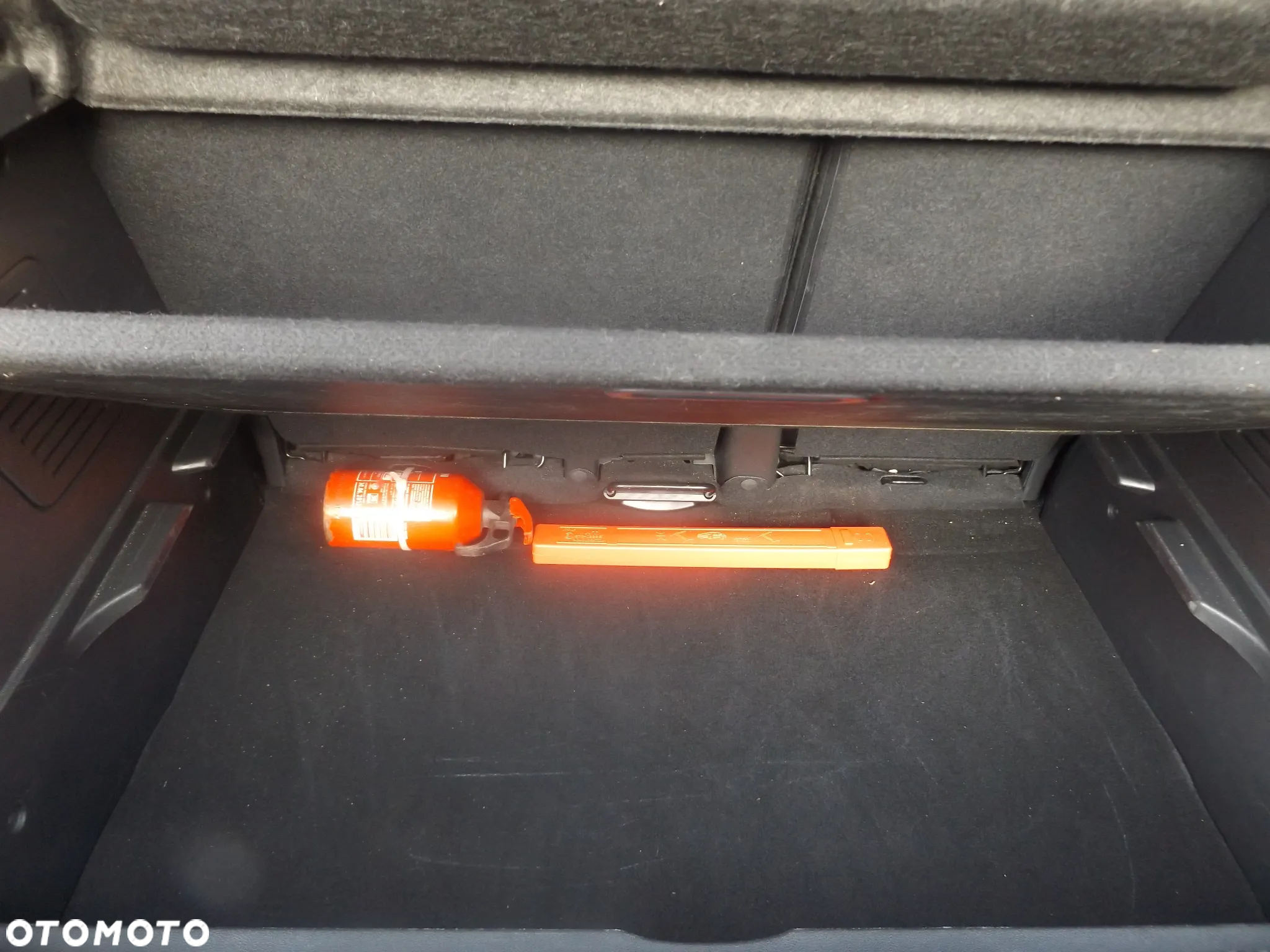 Renault Captur (ENERGY) TCe 90 INTENS - 16