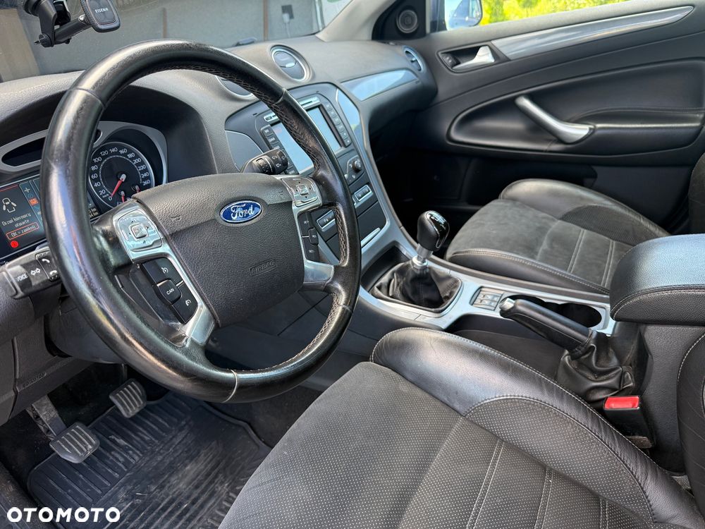 Ford Mondeo - 11