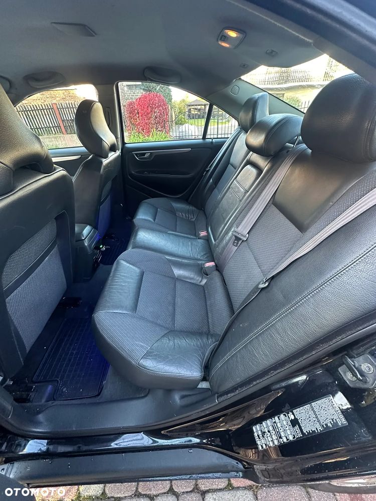 Volvo S60 - 22