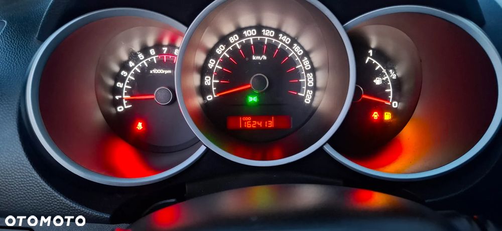 Kia Venga 1.6 CVVT Spirit - 12