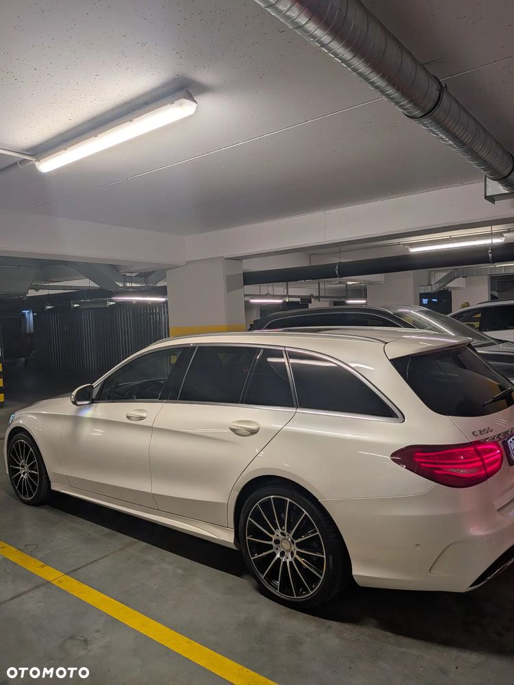 Mercedes-Benz C-Class 2015 photo 5