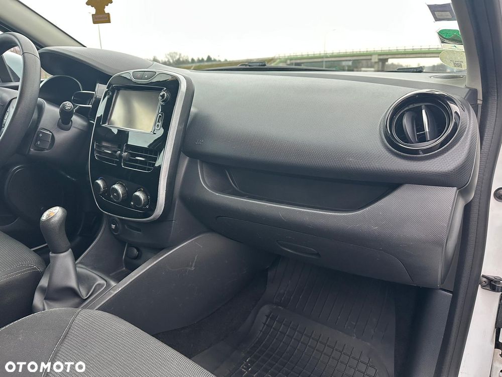 Renault Clio 1.5 dCi 75 Expression - 14