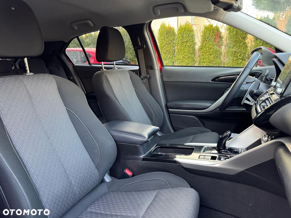 Mitsubishi Eclipse Cross - 31