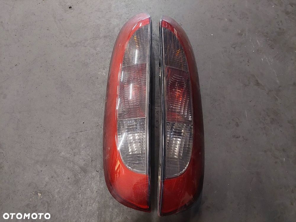 KOMPLETNY TYŁ OPEL CORSA C Y20Z KLAPA ZDERZAK LAMPY - 2