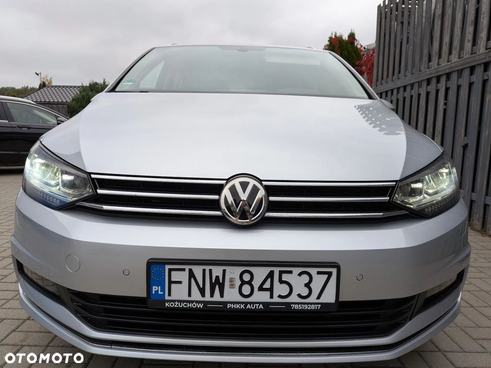 Volkswagen Touran - 9