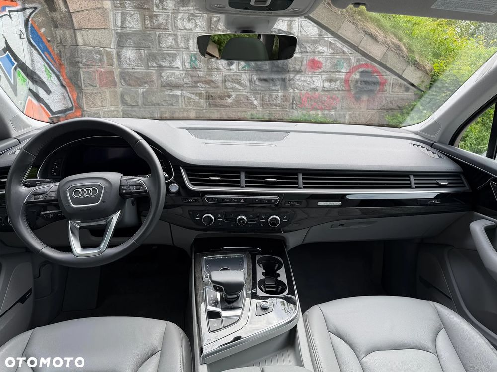 Audi Q7 3.0 TFSI Quattro Tiptronic - 17