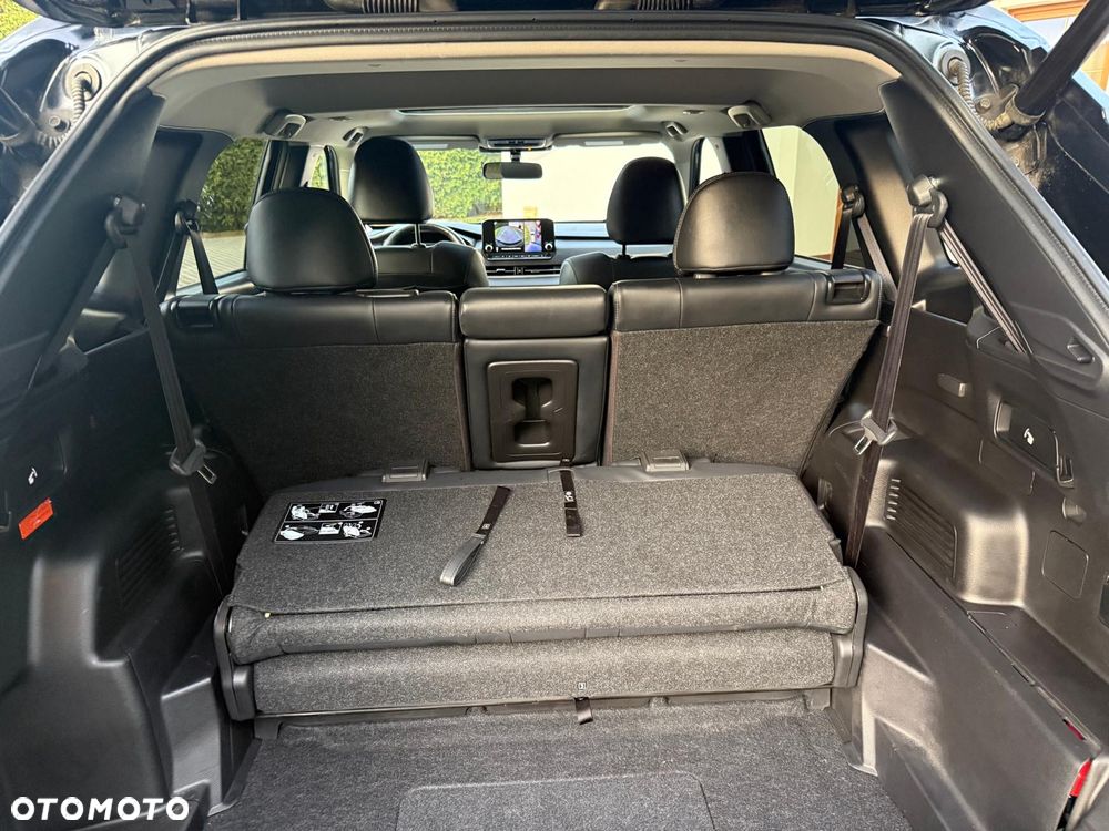 Mitsubishi Outlander - 24