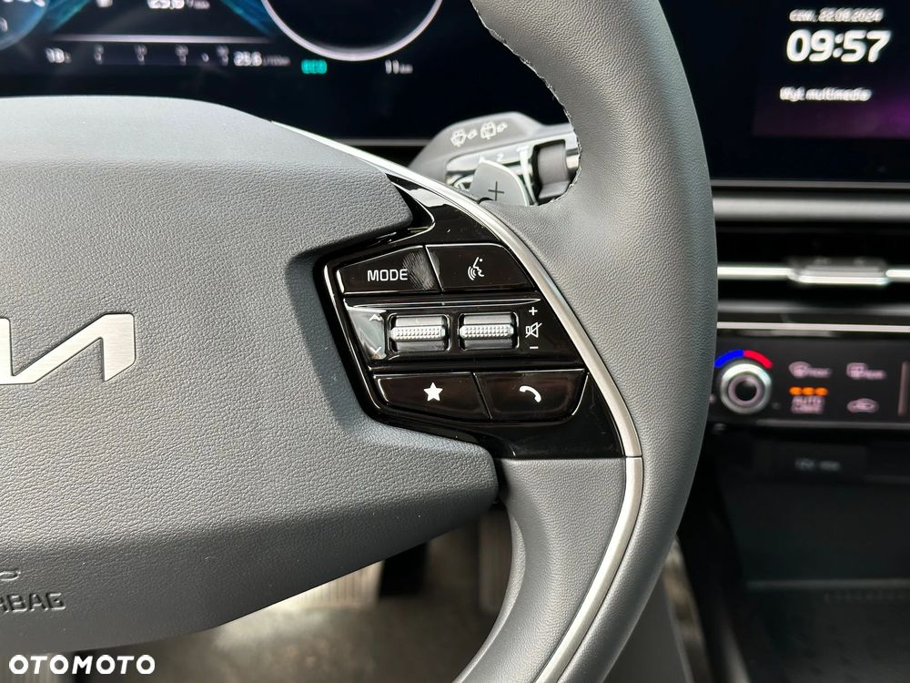 Kia Niro 1.6 GDI Hybrid Business Line - 11