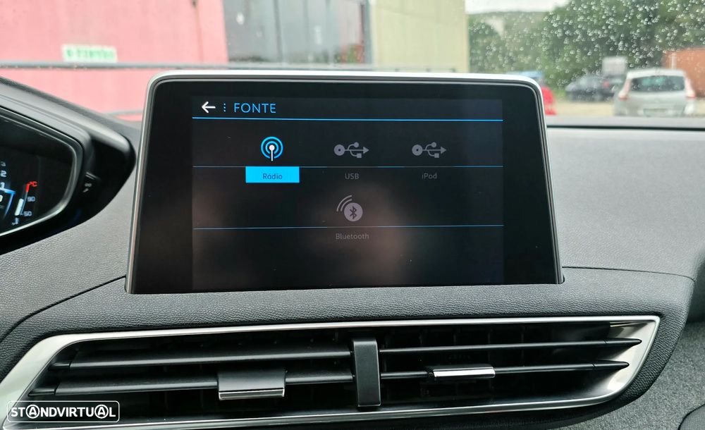 Peugeot 3008 1.2 PureTech Allure J18 - 17