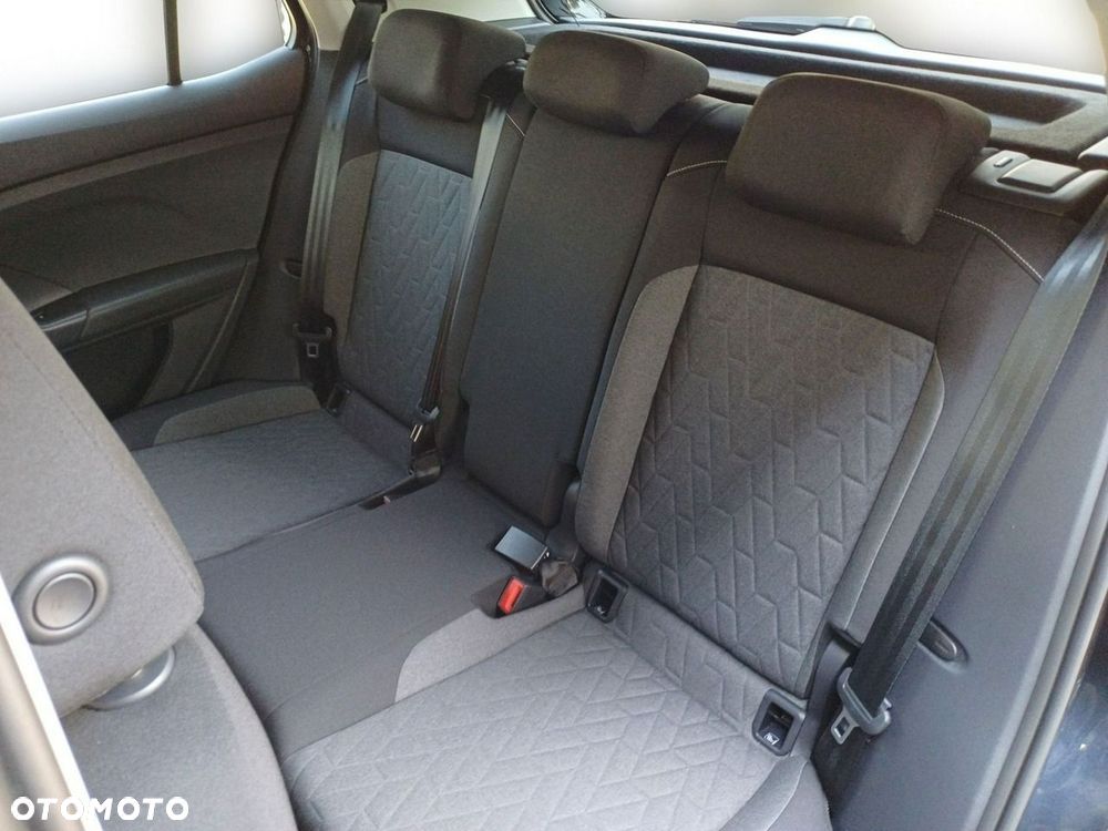 Volkswagen T-Cross - 16