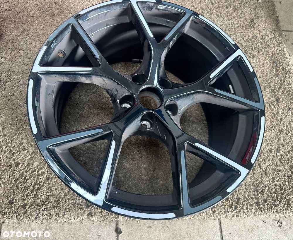 felga aluminiowa audi oe audi rs3 9.0" x 19" 5x112 et 25 - 6