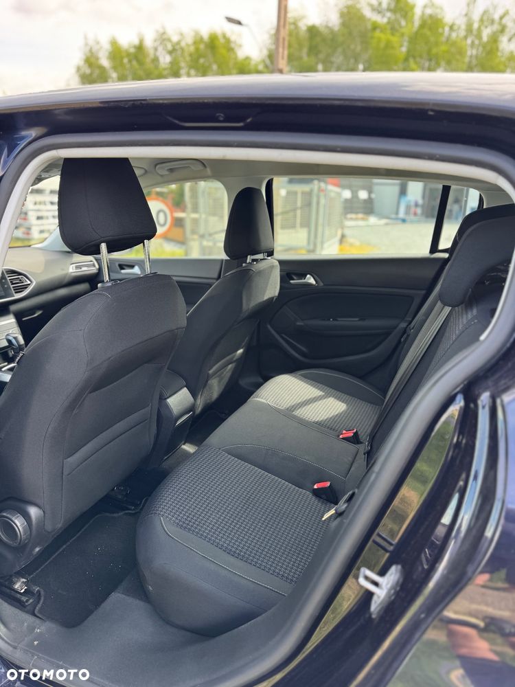 Peugeot 308 BlueHDi FAP 130 EAT8 Stop & Start Allure - 14