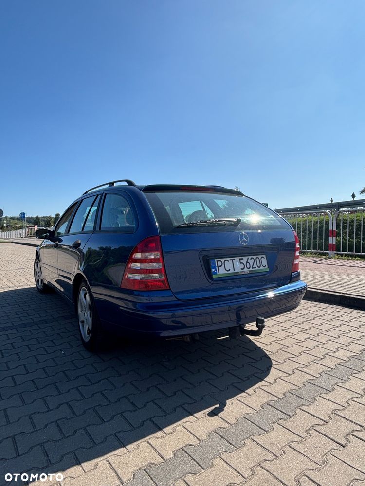 Mercedes-Benz Klasa C 180 T Kompr Classic - 5