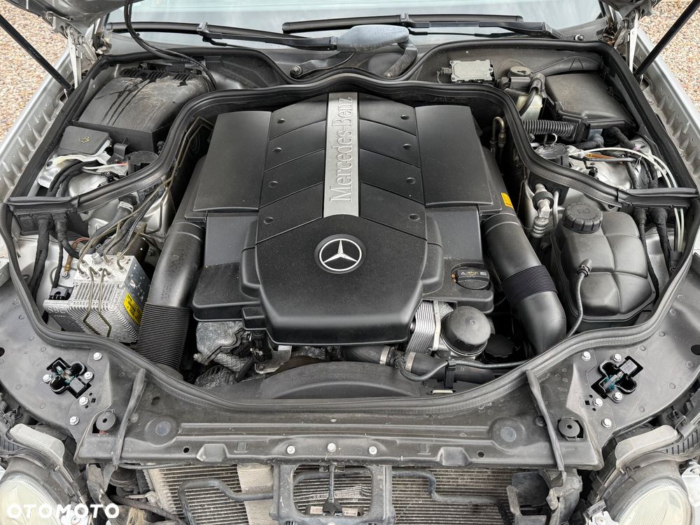 Mercedes-Benz Klasa E 500 7G-TRONIC Elegance - 26