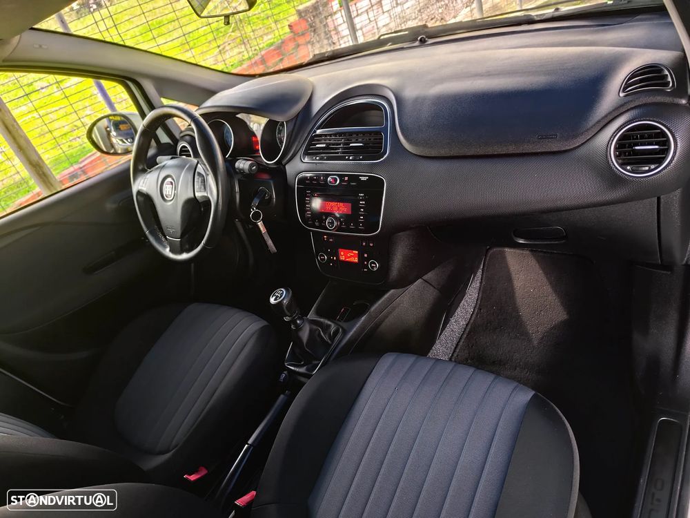 Fiat Punto 1.2 Easy S&S - 33