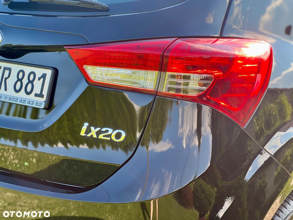 Hyundai ix20 1.4 Trend - 24