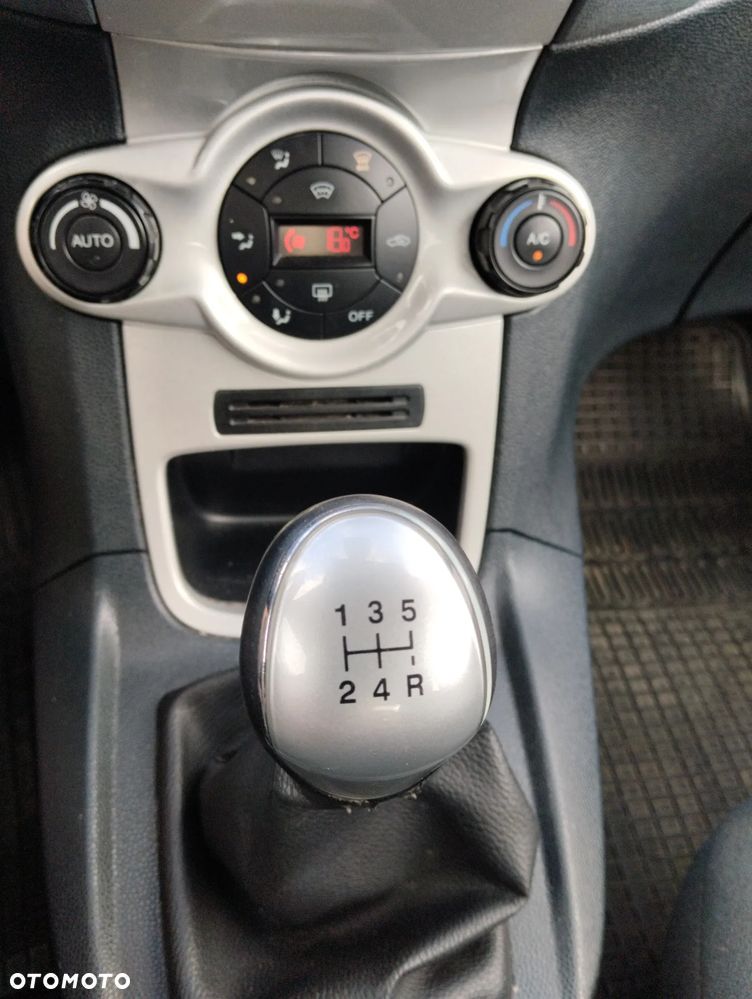 Ford Fiesta 1.25 Viva - 10
