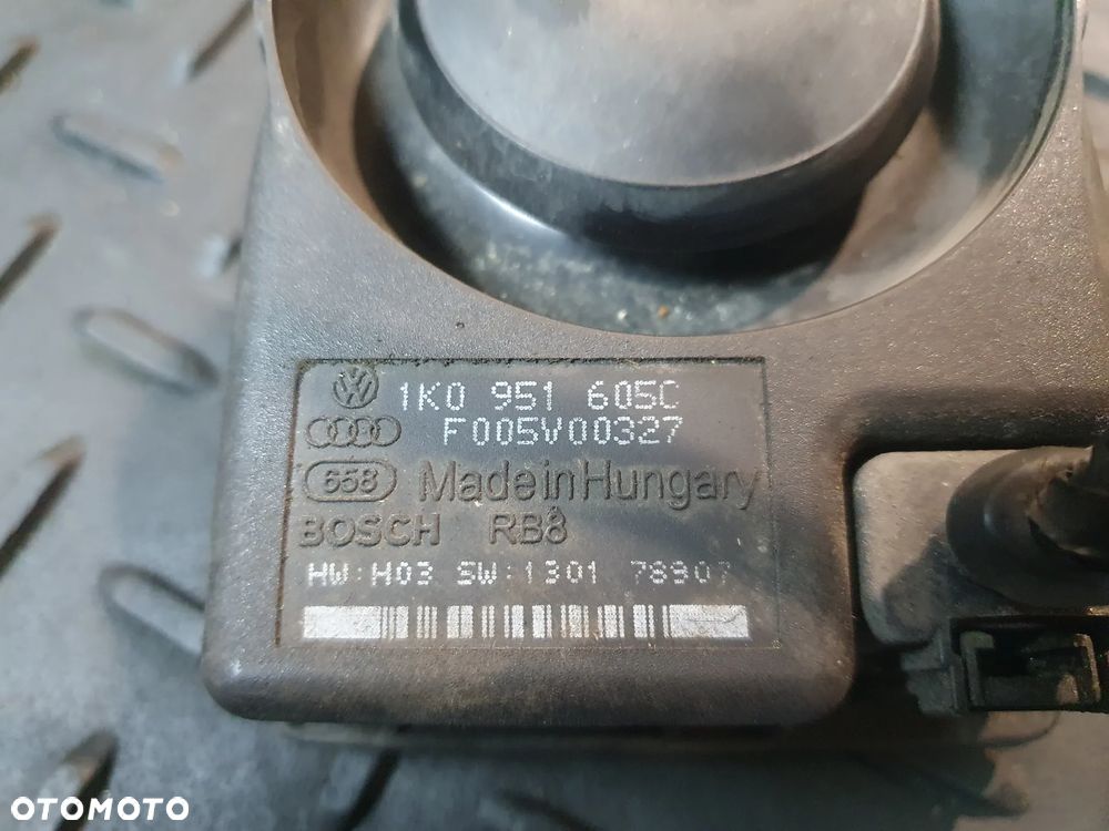 SYRENA SYGNAŁ DZWIĘKOWY KLAKSON AUDI A4 B8 A5 8T 1K0951605C  POSIADAM 2 SZT - 4
