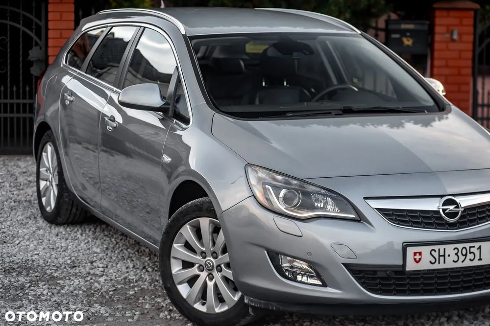 Opel Astra 1.6 Turbo Automatik Color Edition - 2