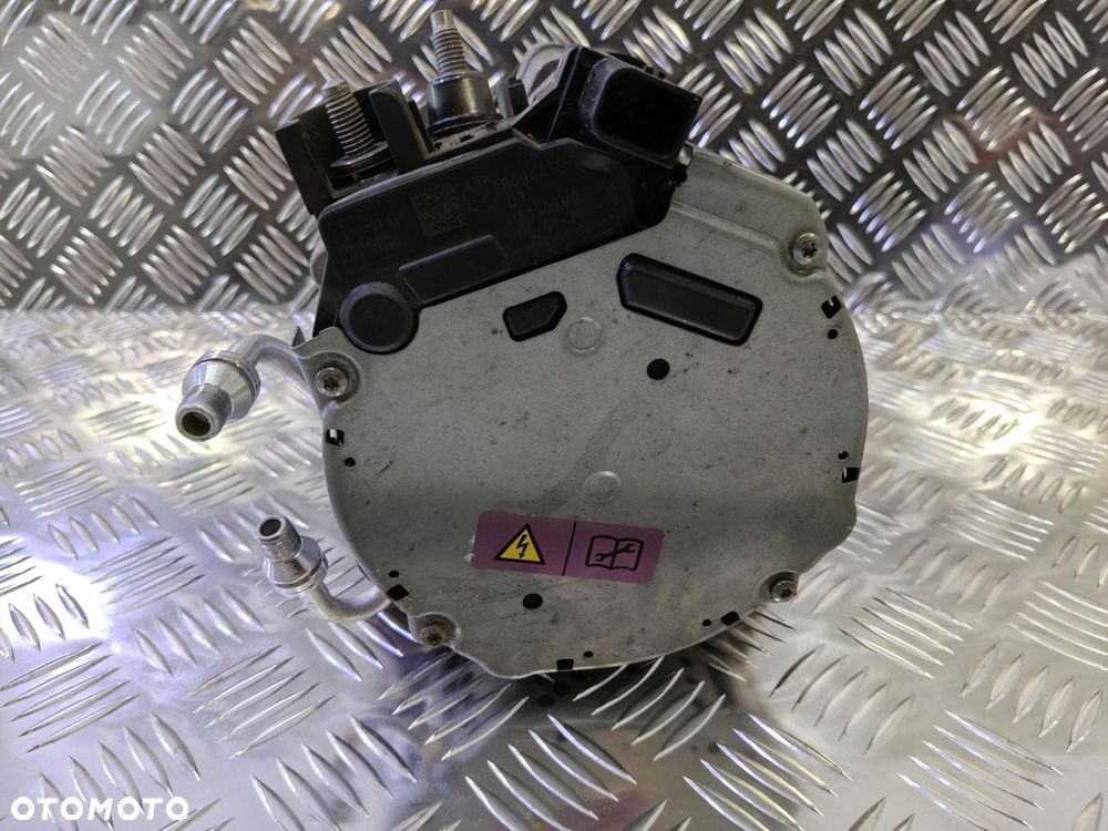BMW G20 G21 G30 ALTERNATOR 8490438 - 3