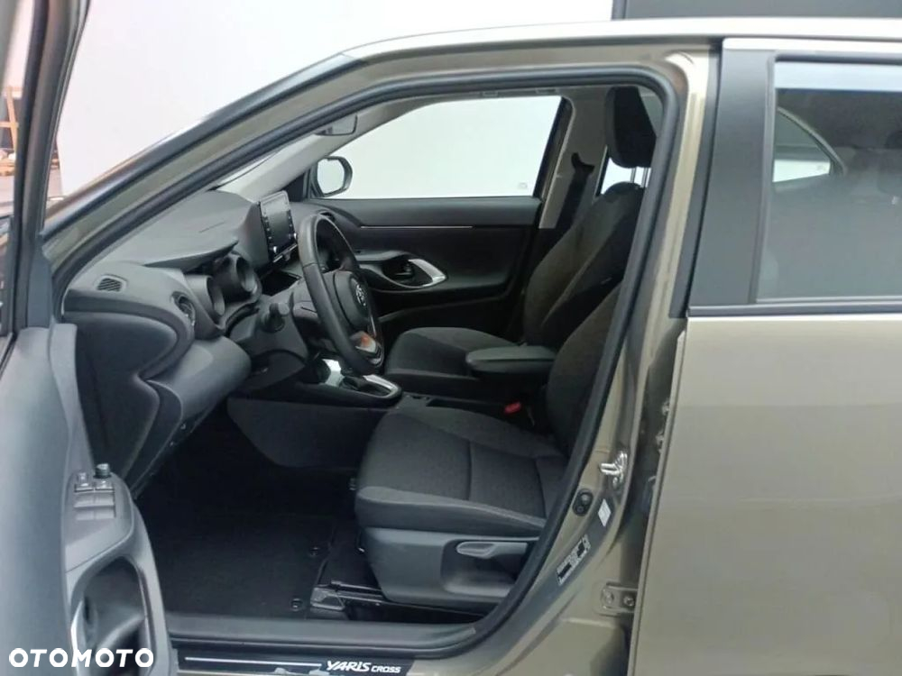 Toyota Yaris Hybrid 1.5 GR Sport - 7