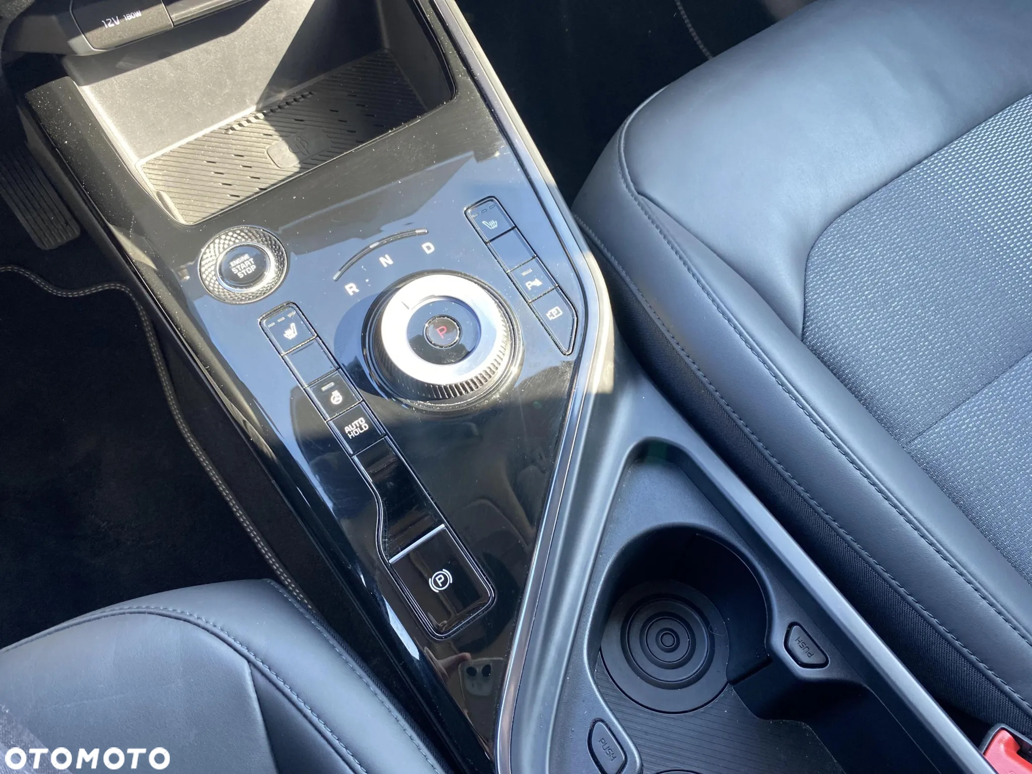 Kia Niro 1.6 GDI Hybrid L Business Line - 14