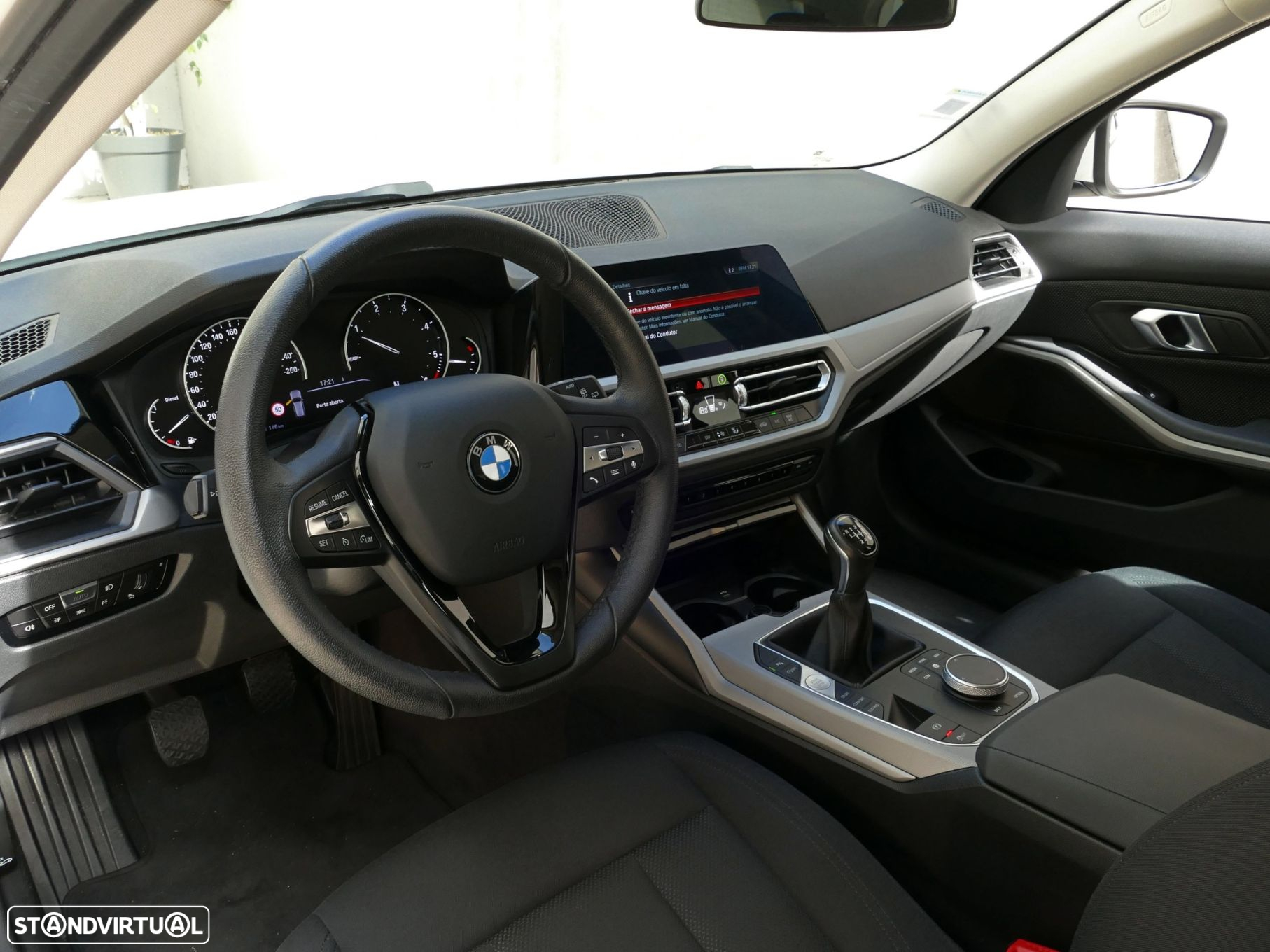 BMW 318 d Touring Corporate Edition - 21