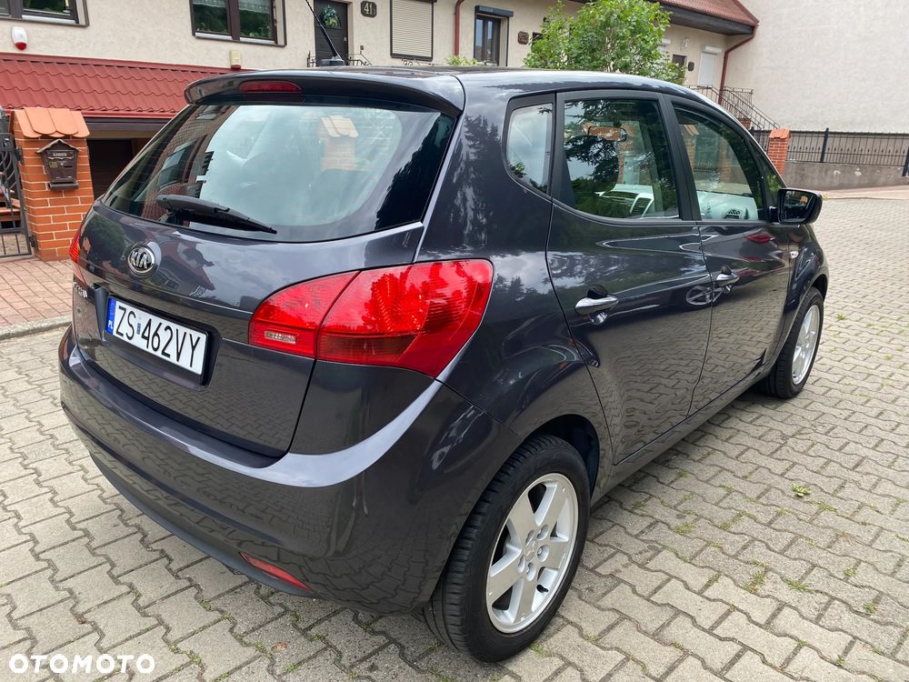 Kia Venga 1.4 CVVT Titanium Collection - 16