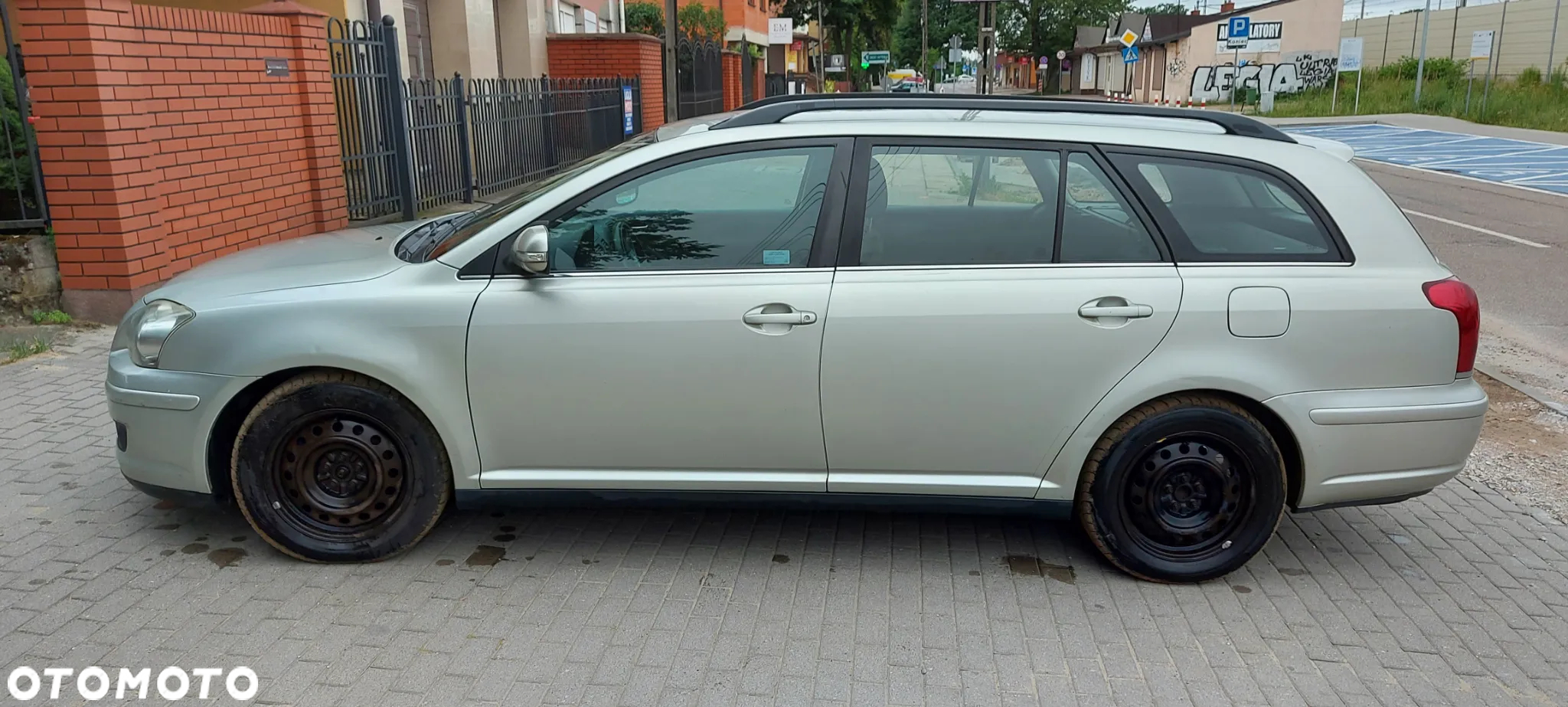 Toyota Avensis 2.0 D-4D Luna - 7