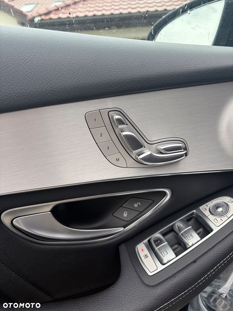 Mercedes-Benz GLC 220 d 4-Matic - 13