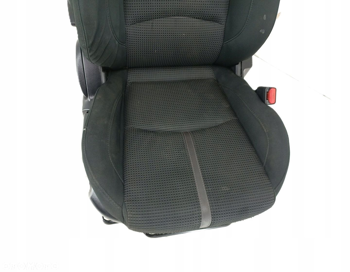 FOTEL PASAŻERA PRAWY MAZDA 3 BM III 18R - 3