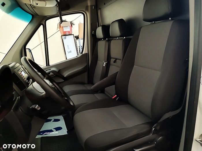 Volkswagen Crafter - 26